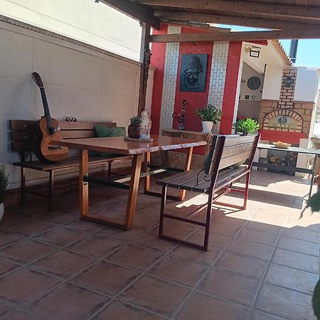 Ferienwohnung La Casa De Huespedes La Pobla de Vallbona Exterior foto