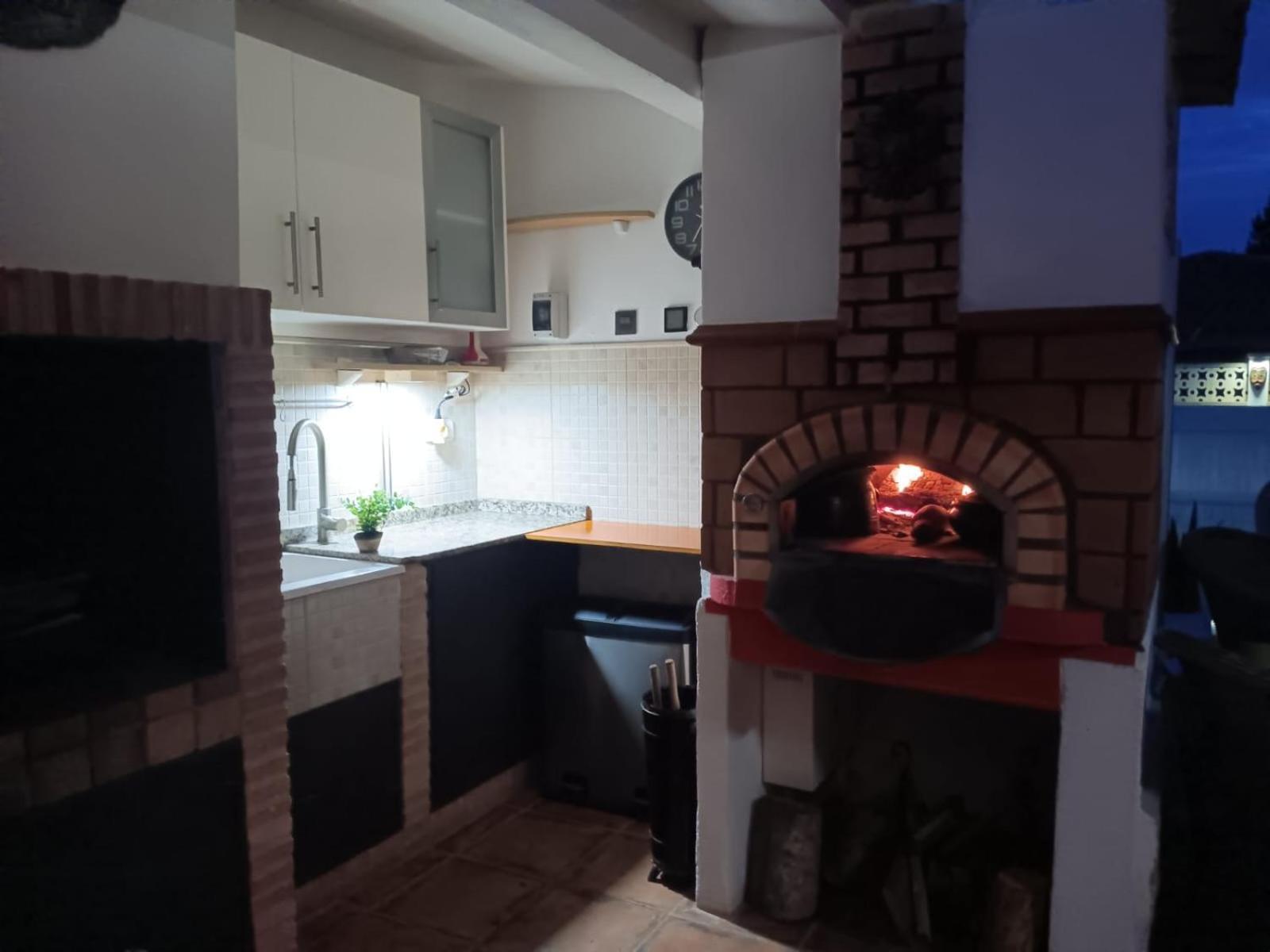 Ferienwohnung La Casa De Huespedes La Pobla de Vallbona Exterior foto