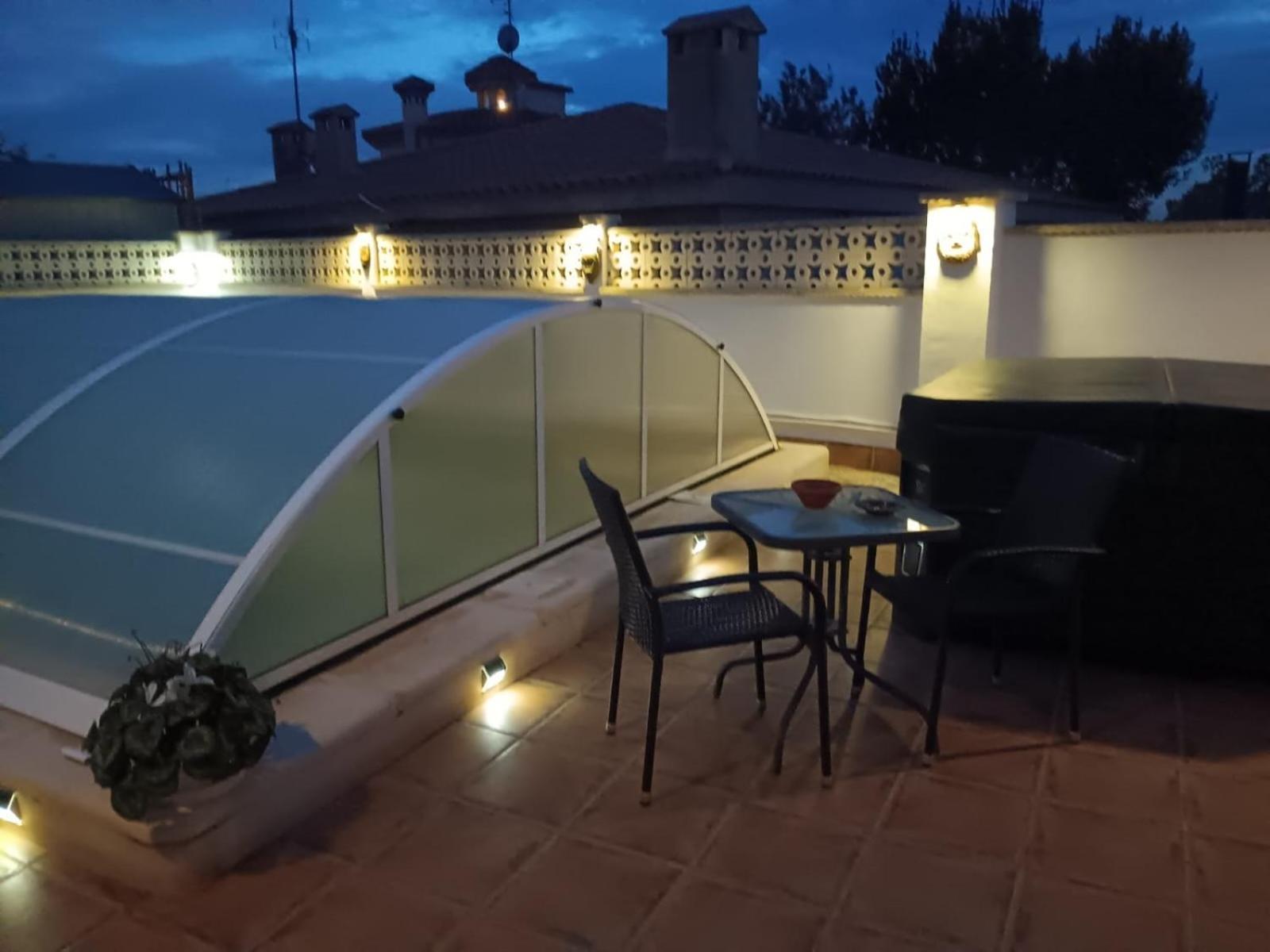 Ferienwohnung La Casa De Huespedes La Pobla de Vallbona Exterior foto